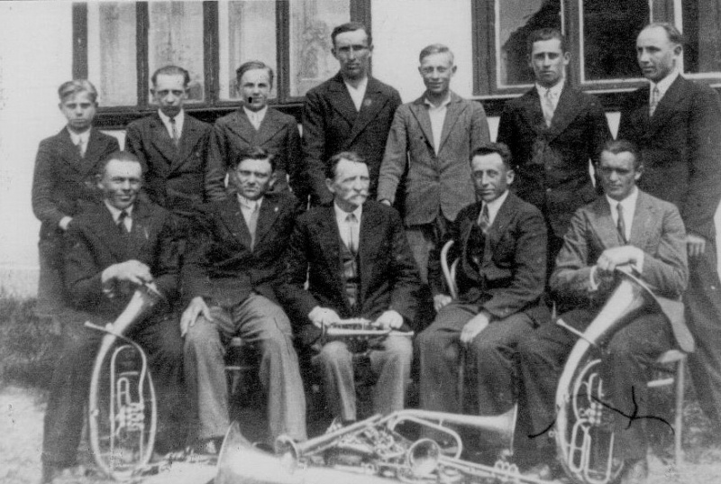 Datei:Stefner,Adolf+band in Topcza.jpg